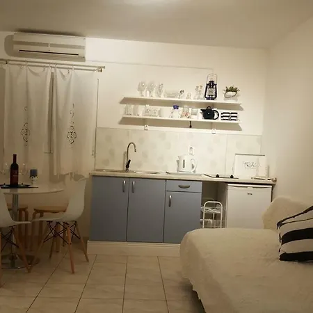 Oleander Apartment&room Centar *