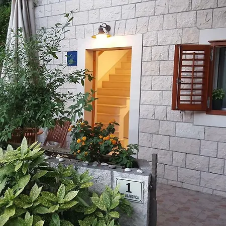 Oleander Apartment&room Centar Lägenhet *