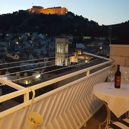 Oleander & Centar Apartment Hvar Town