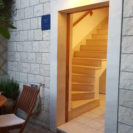 Oleander & Centar Apartment